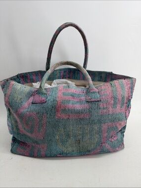 Baldiz Weekender blue and pink  carpet large tote shoulder bag